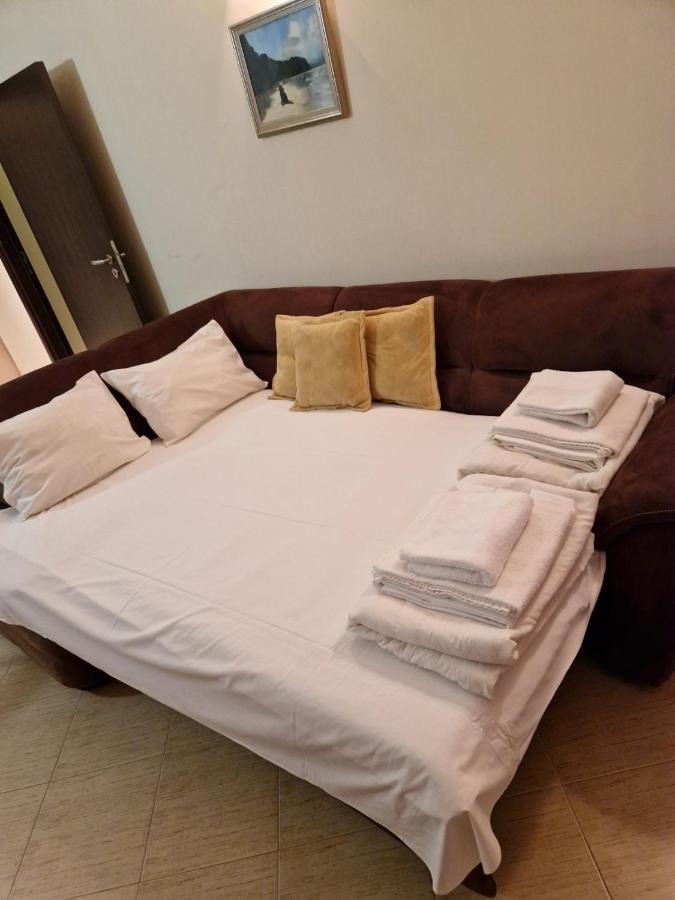 Bendita Mare Family Apartments غولدن ساندز المظهر الخارجي الصورة