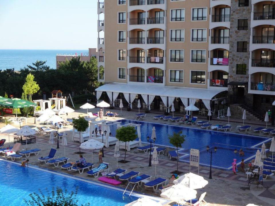 Bendita Mare Family Apartments غولدن ساندز المظهر الخارجي الصورة
