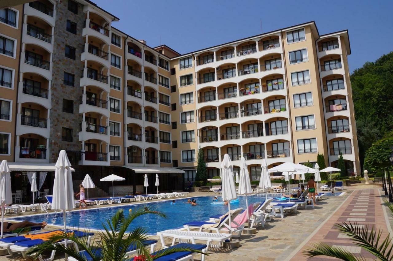 Bendita Mare Family Apartments غولدن ساندز المظهر الخارجي الصورة