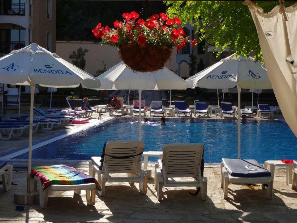 Bendita Mare Family Apartments غولدن ساندز المظهر الخارجي الصورة